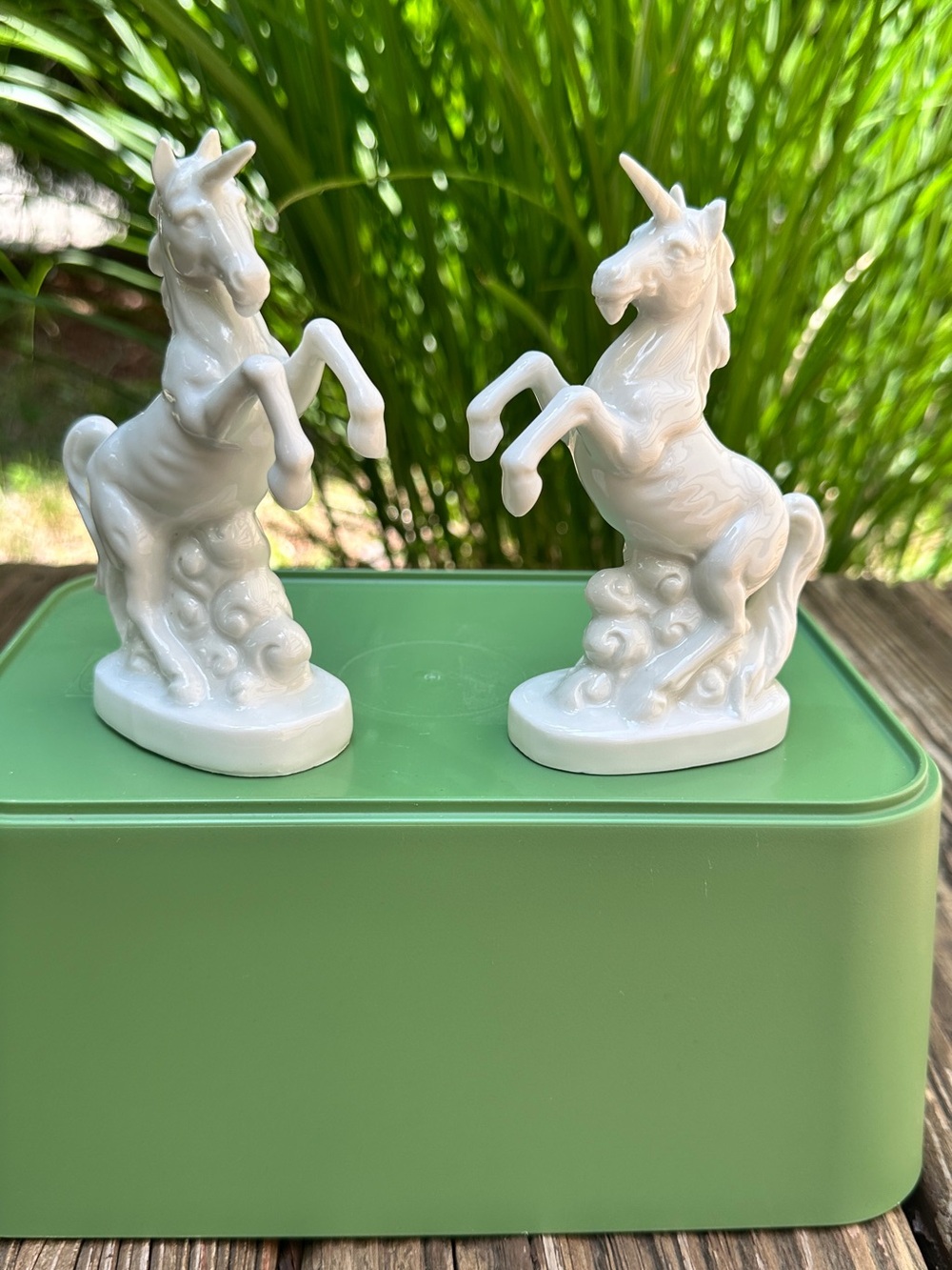 Vintage Set of OMC Japan White Whimsical Prancing Unicorns On Clouds